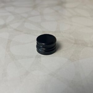 AL čep 18x12 navoj crni